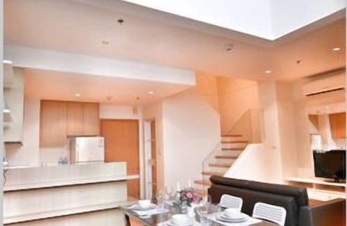 Pratunam Apartment | Cozy Duplex-5Mins Airport link/BTS-City