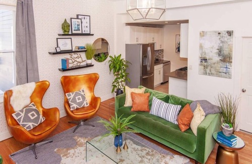 Highland Park House | Cozy Duplex | Near T