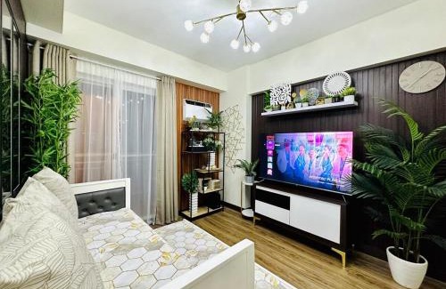 Santolan Apartment | Cozy Escape Satori Residences Santolan