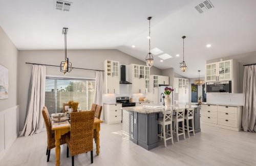 Alta Mesa Community Association Apartment | Cozy Exquisite Golf Course Home in Alta Mesa