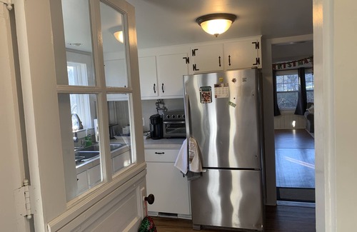 Southbury House | Cozy family and pet friendly 3BR Home