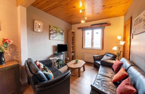 Erezee Villa | Cozy Family Cottage in Érezée