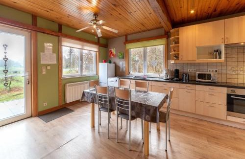 Erezee Villa | Cozy Family Cottage in Érezée