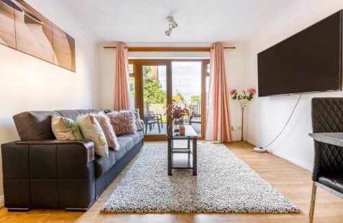 North End Apartment | Cozy Family-Friendly House (3mins from Erith and Slade Green station)