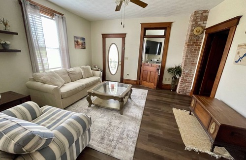 Brookville Other | Cozy family friendly farmhouse, minutes from Brookville lake.