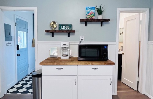 Lafayette House | Cozy family friendly home within walking distance of Main Street!