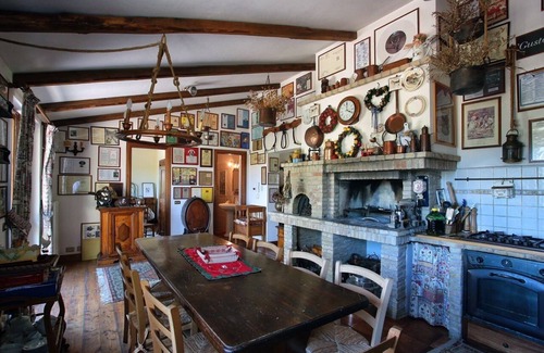 Sacrofano House | Cozy farmhouse surrounded by greenery, just 25 minutes from the center of Rome.