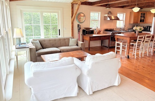 Waterbury Center House | Cozy Farmhouse Nestled Between Stowe and Waterbury