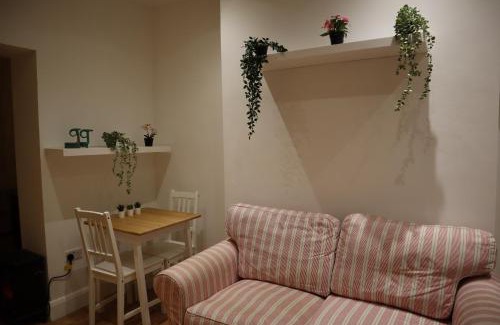 Addison Apartment | Cozy Flat in Hammersmith
