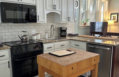 Rosemary Beach Cottage | 'Cozy for Two' - Delightful for a Couple