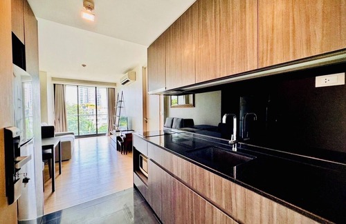 Sukhumvit Apartment | Cozy Garden View 1BR 700m BTS ThongLor Sukhumvit49 Samitivej