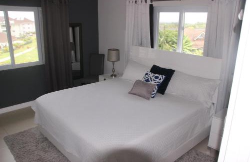 St. Ann's Bay Apartment | Cozy Getaway