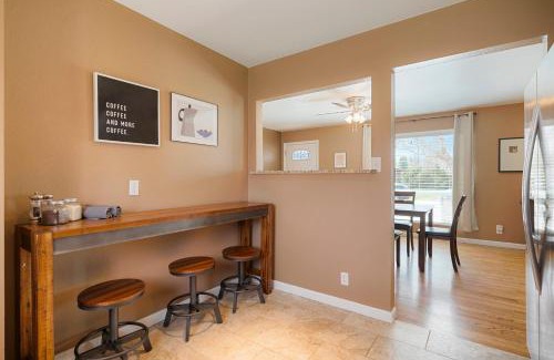 Northglenn House | Cozy Getaway Retreat - 4BR - Northglenn