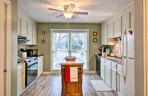 Greenwood Apartment | Cozy Greenwood Condo with Patio - 2 Mi to Downtown!