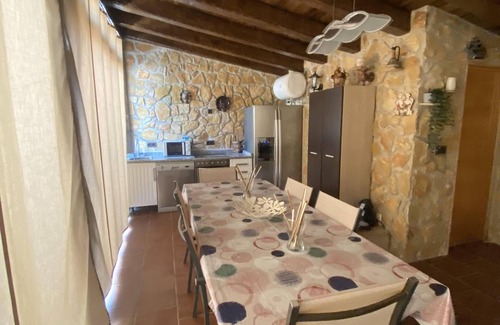 Navas del Rey House | cozy guest house