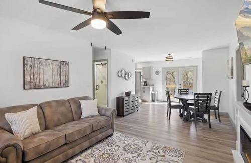 Sevierville House | Cozy Haven Duplex Unit 1