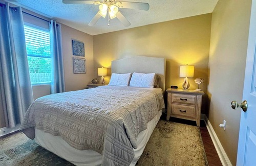 Arabi House | Cozy Hidden Gem 2-bedroom townhome in Historic Old Arabi