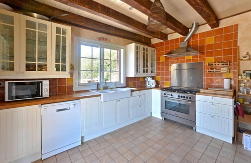 Saint-Jean-de-Maruejols-et-Avejan House | Cozy home in Saint-Jean-de-Maruéjol
