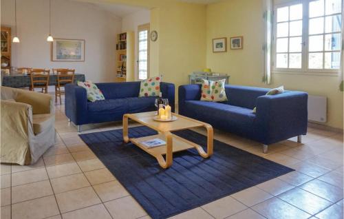 Saint-Pons-de-Mauchiens House | Cozy Home In St Pons De Mauchiens
