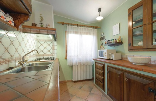 Cascine-La Croce House | Cozy home in Colle di Compito LU