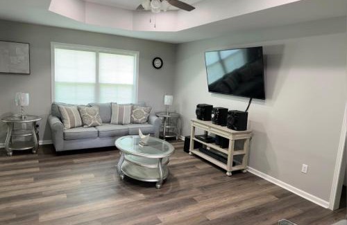 Milton House | Cozy Home in Church Point