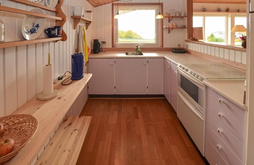 Sonderhav House | Cozy home in Kruså with house sea view