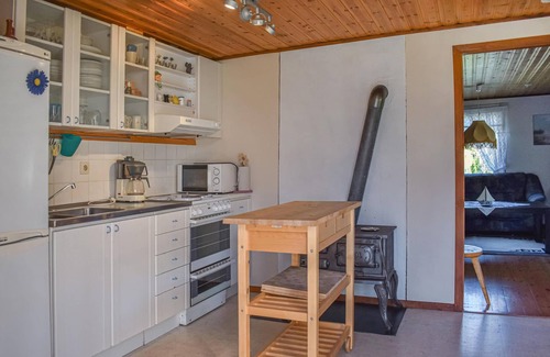 Kyrkhult House | Cozy home in Kyrkhult with WiFi