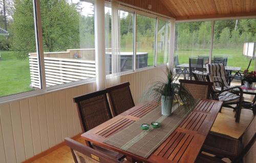 Karlstorp House | Cozy Home In Oskarström With Sauna