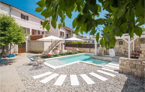 Peresiji House | Cozy Home In Peresiji