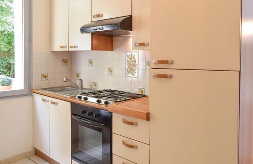 Sahurs House | Cozy home in Sahurs with WiFi