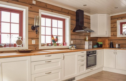 Oyer House | Cozy home in Sjusjøen with kitchen