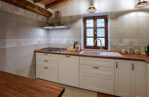 Arcidosso House | Cozy home in Stribugliano with WiFi