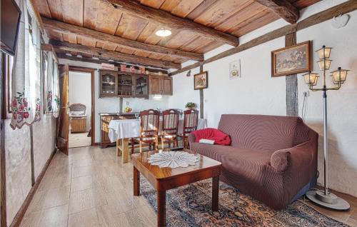 Sveti Ivan Zabno House | Cozy Home In Sveti Ivan Zabno With Wifi