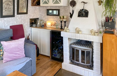 Tranas Municipality House | Cozy home in Tranås with lake view