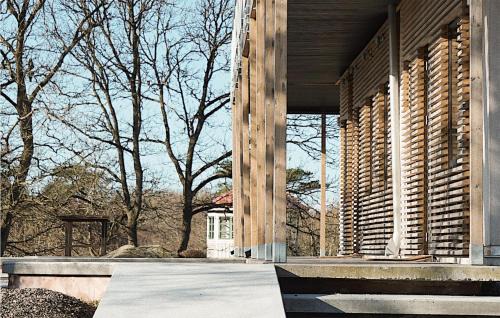 Vallda House | Cozy Home In Vallda With Kitchen