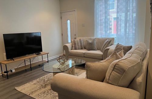 Point Breeze House | Cozy Home located in a prime area.