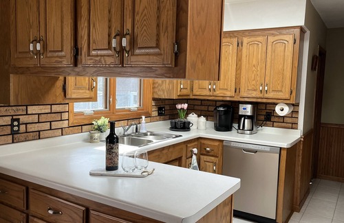 Omro House | Cozy Home on Fox River w/Outdoor Living - 19 min to EAA, 50 min to Lambeau