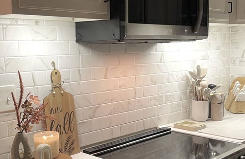 Morrow House | Cozy Home w/PRIVATE POOL 10mins from AIRPORT and 25mins from Atlanta downtown