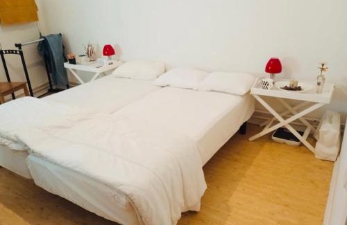 Oster Villa | Cozy home with garden in Malmö - two double beds room