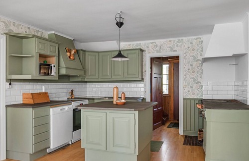 Nykvarn House | Cozy house with secluded location in Taxinge Edetorp, Nykvarn | SE13024.