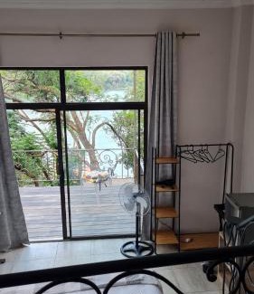 Kosmos Bed & Breakfast | Cozy Kosmos