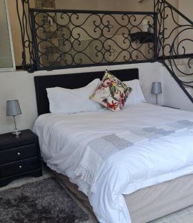 Kosmos Bed & Breakfast | Cozy Kosmos