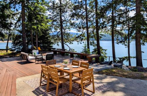 Cle Elum House | Cozy Lakefront Cabin