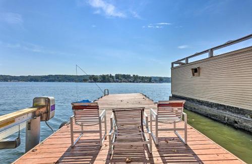 Hopatcong House | Cozy Lakefront House with a private dock and lake