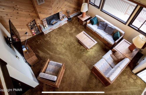 Hamlin House | Cozy Lakeview Cottage in Amenity Filled Community-Walk to Beach/Pool