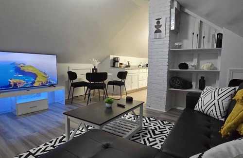 Lakewood Apartment | Cozy Lakewood Getaway for 2 plus 2