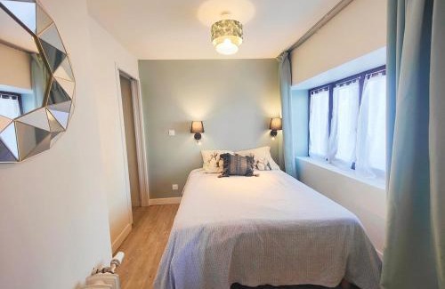 Plouneour-Trez Apartment | cozy little studio