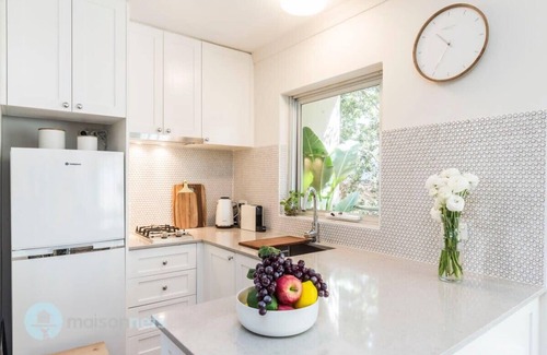 Manly Apartment | Cozy Manly Beachside Apartment