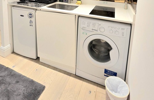 Harrow Road Apartment | Cozy Maida Vale Studio – 7 Min to Tube, Central London Travel