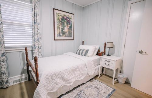 Danville House | Cozy midtown 3 bedroom 1 bath